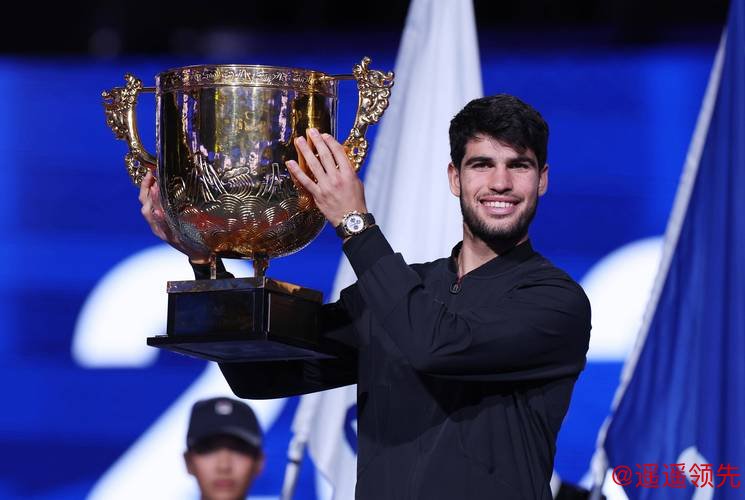 中网男单正赛次日阿尔卡拉斯开门红 瓦林卡出局