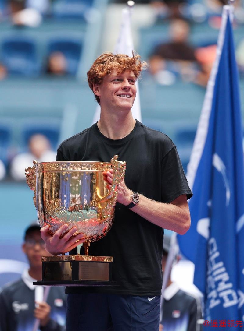 中网男单正赛第3日辛纳连续逆转 梅德韦德夫进8强