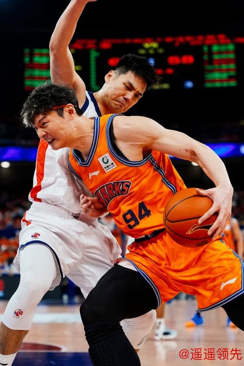 王哲林达成万分里程碑！他的传奇仍然在续写